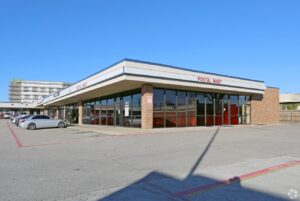 North facing view of duncanville plaza